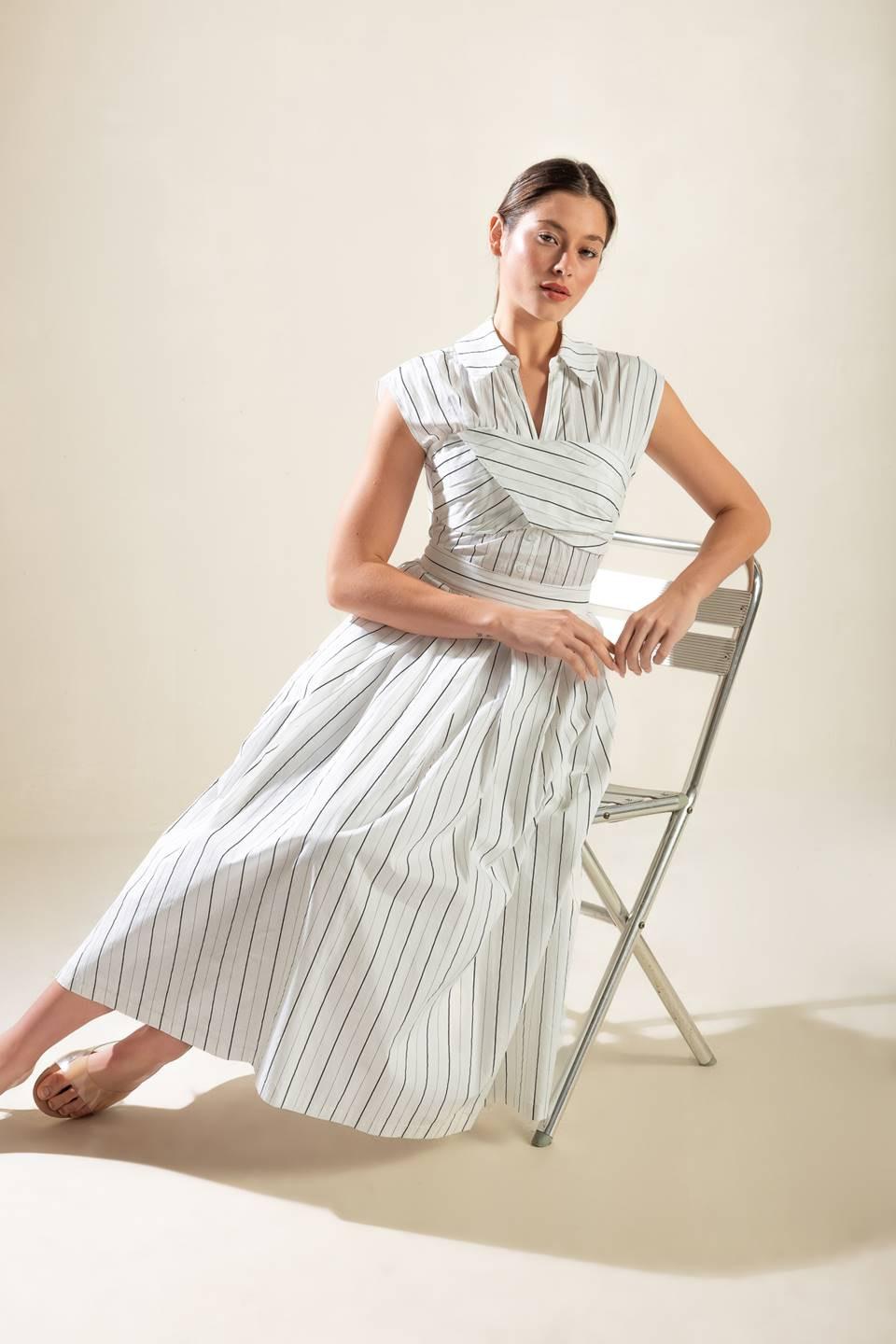 INCREDIBLY SENSATIONAL WOVEN MIDI DRESS - Glamourous Grace