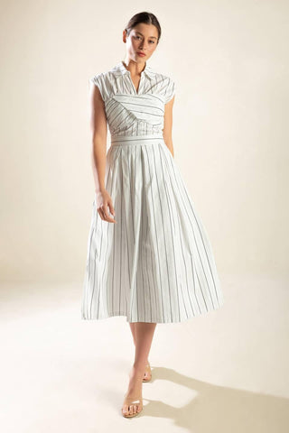 INCREDIBLY SENSATIONAL WOVEN MIDI DRESS - Glamourous Grace