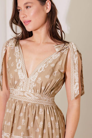 CUDDLY ATTITUDE TAUPE WOVEN MAXI DRESS - Glamourous Grace