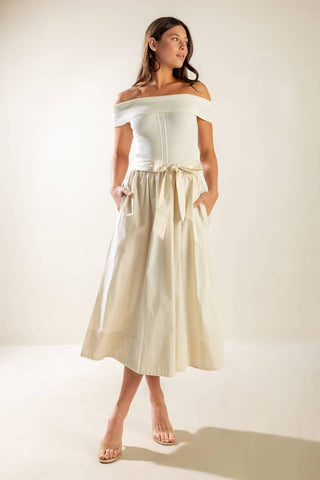 SOCIAL SEASON  OFF SHOULDER MIDI DRESS - Glamourous Grace