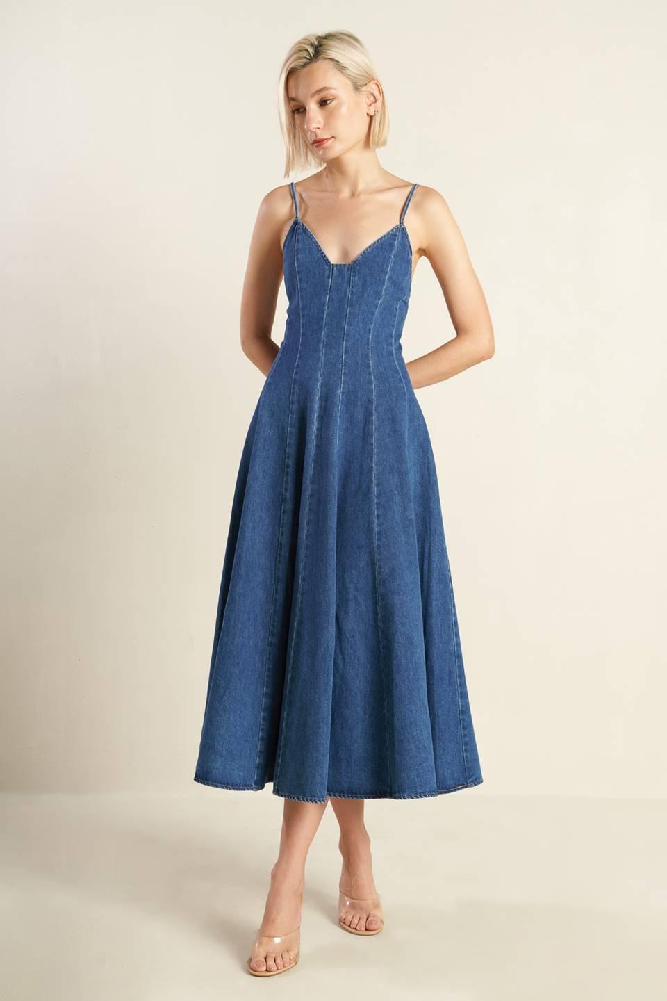 ROSEWOOD ROMANCE DENIM MIDI DRESS - Glamourous Grace
