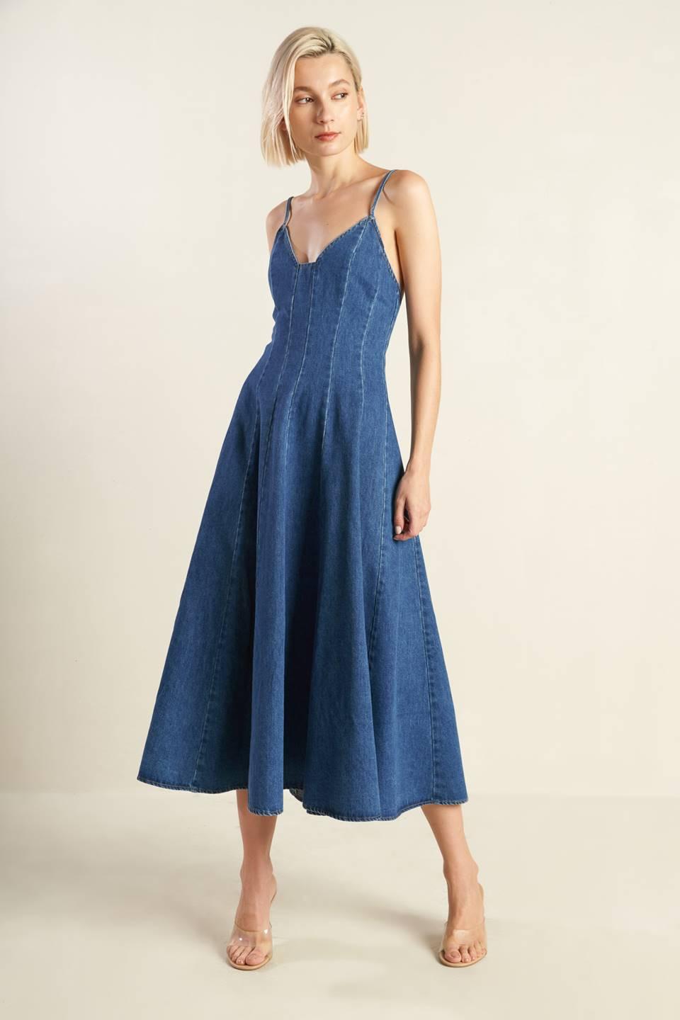 ROSEWOOD ROMANCE DENIM MIDI DRESS - Glamourous Grace