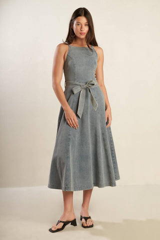 A DAY AT THE VINEYARD DENIM MIDI DRESS - Glamourous Grace