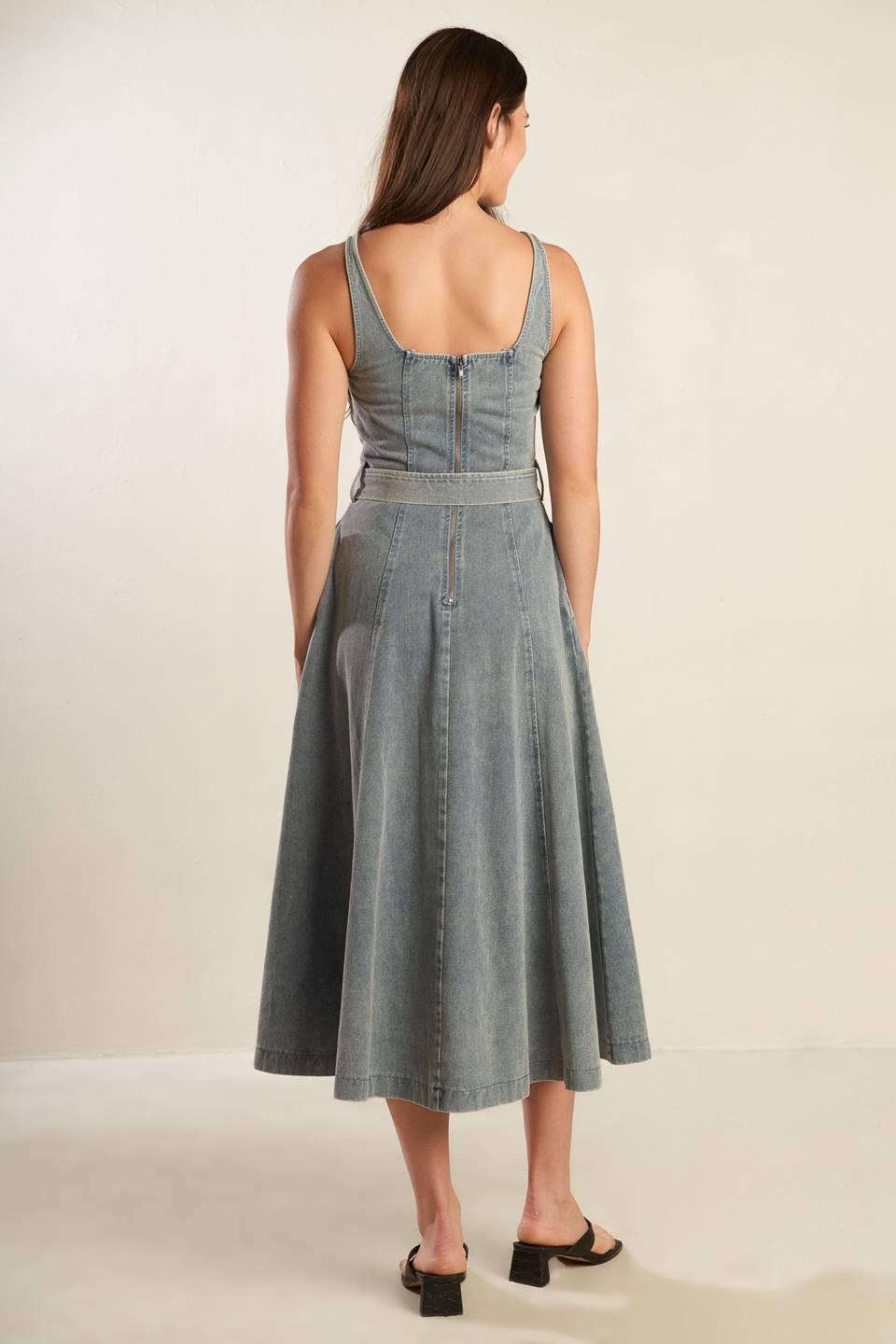 A DAY AT THE VINEYARD DENIM MIDI DRESS - Glamourous Grace