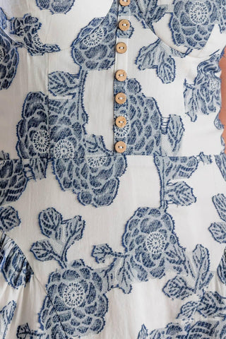 EXPLORING NEW INTERESTS WOVEN MIDI DRESS - Glamourous Grace