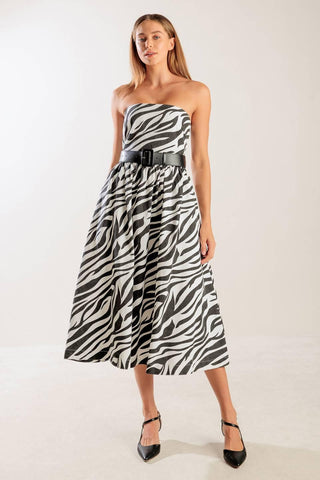 NOT SO ORDINARY WOVEN MIDI DRESS - Glamourous Grace
