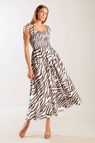 DANCING WITH THE WOVEN MIDI DRESS - Glamourous Grace