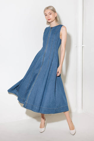 IRRESISTIBLY POISED DENIM MIDI DRESS - Glamourous Grace