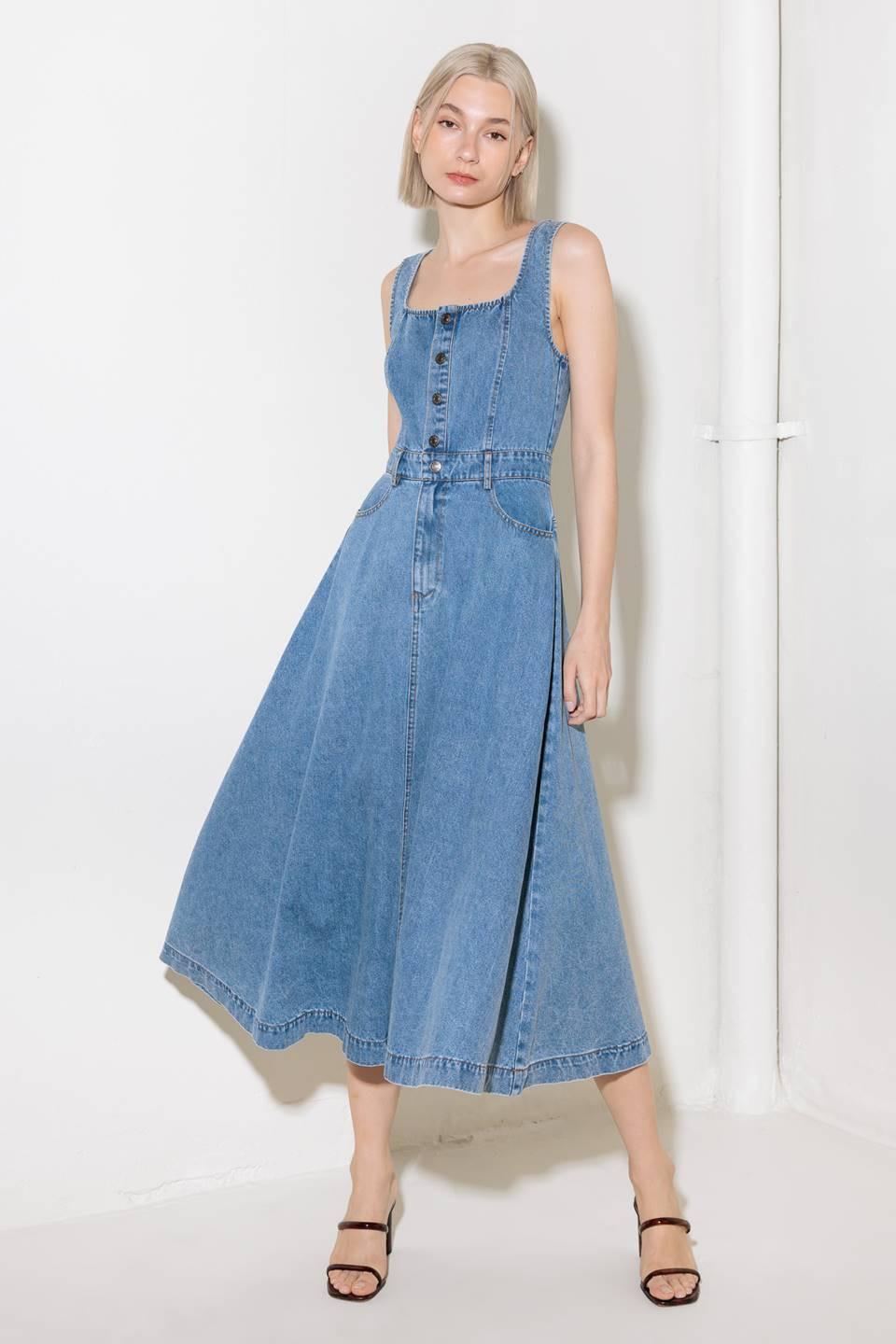 SOFTLY ROMANTIC DENIM MIDI DRESS - Glamourous Grace