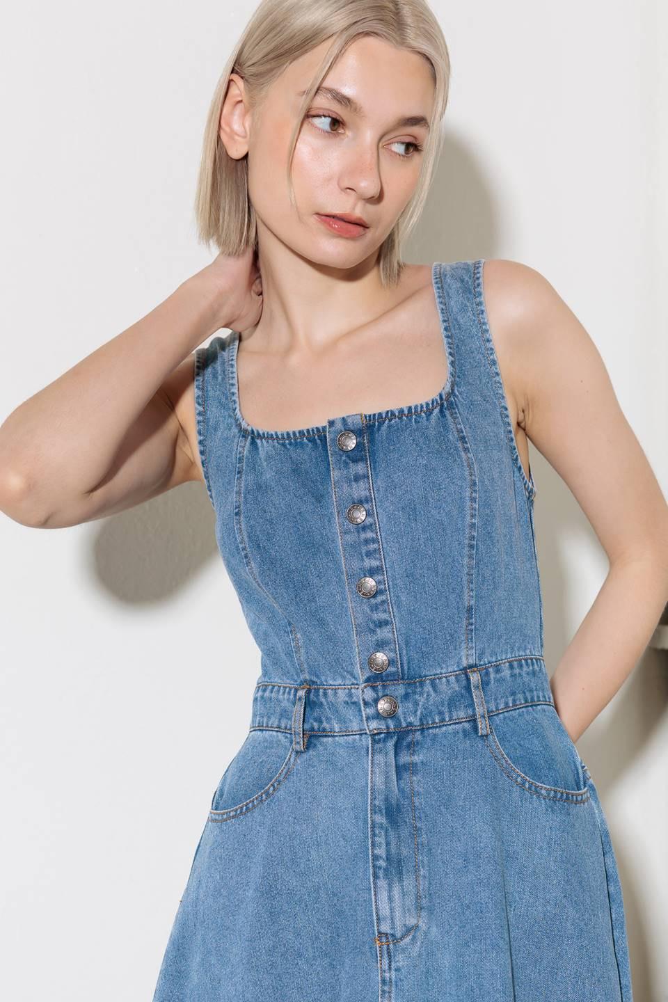 SOFTLY ROMANTIC DENIM MIDI DRESS - Glamourous Grace