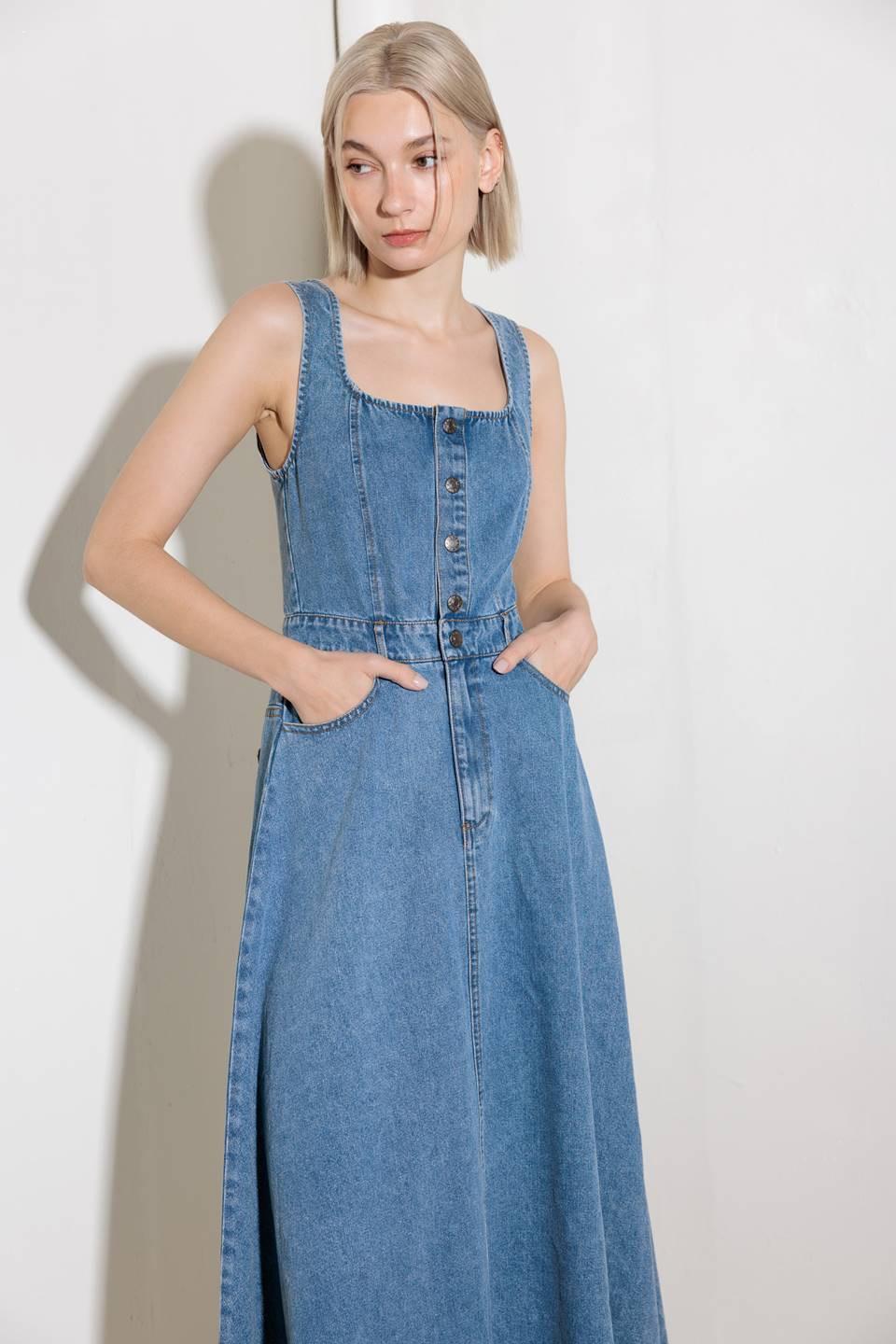 SOFTLY ROMANTIC DENIM MIDI DRESS - Glamourous Grace