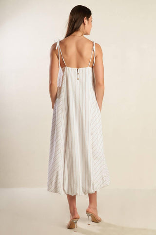 JUST WONDERING WOVEN MIDI DRESS - Glamourous Grace