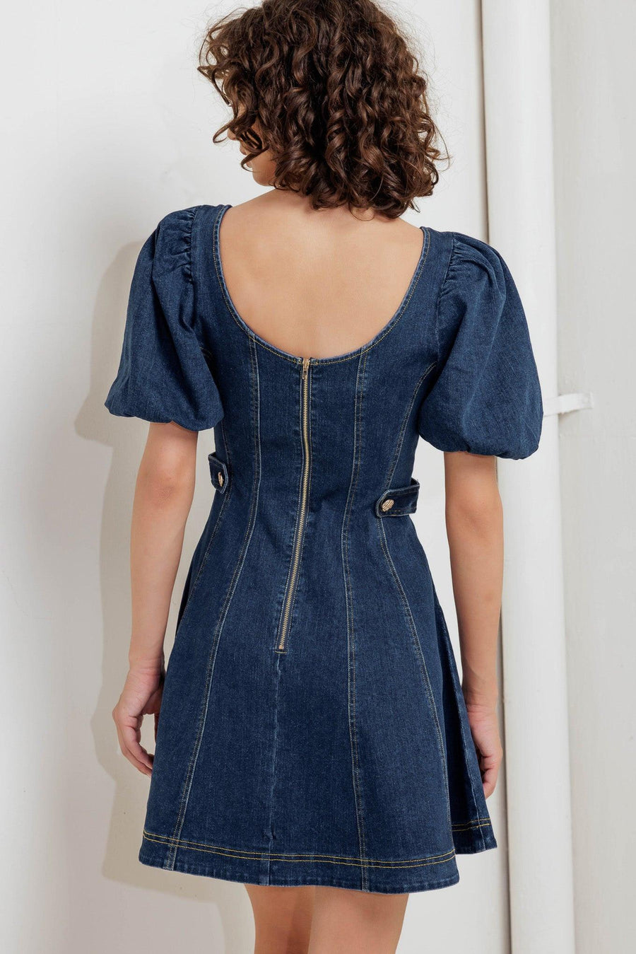 PUFF & PLAY DENIM MINI DRESS - Glamourous Grace