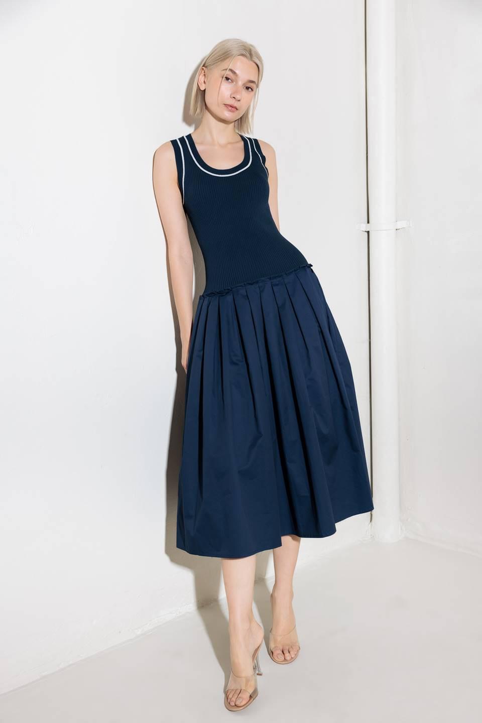 CELEBRATE EVERYDAY NAVY DRESS - Glamourous Grace