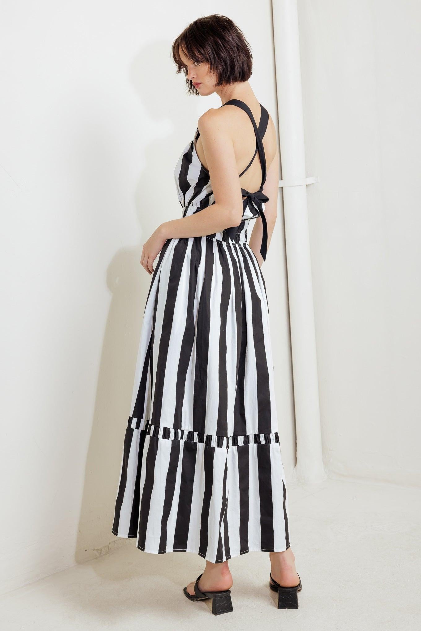 LUXE LINEAR STRIPED WOVEN MIDI DRESS - Glamourous Grace