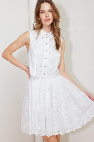 LEAF KISS WHITE WOVEN EYELET MINI DRESS - Glamourous Grace
