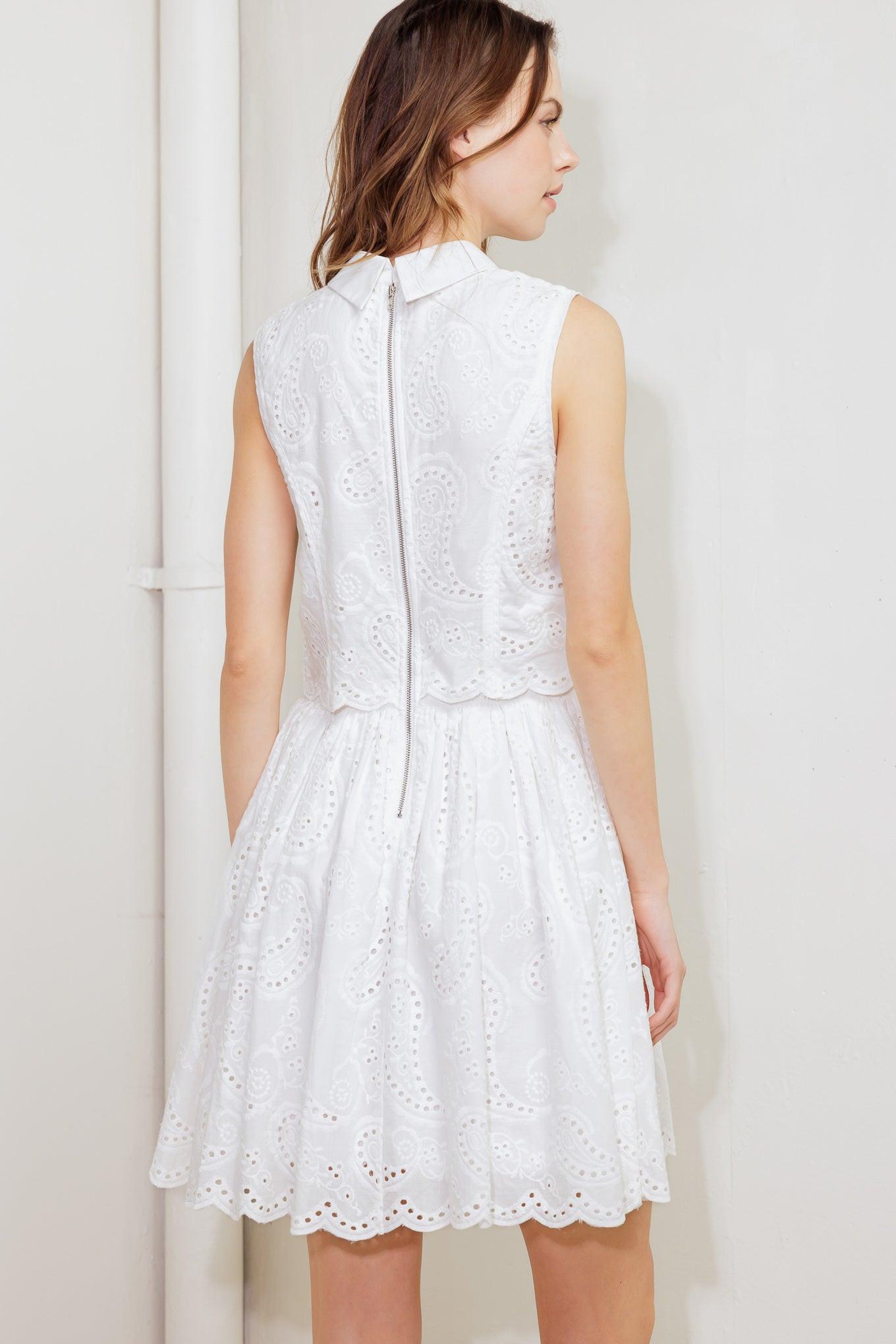 LEAF KISS WHITE WOVEN EYELET MINI DRESS - Glamourous Grace