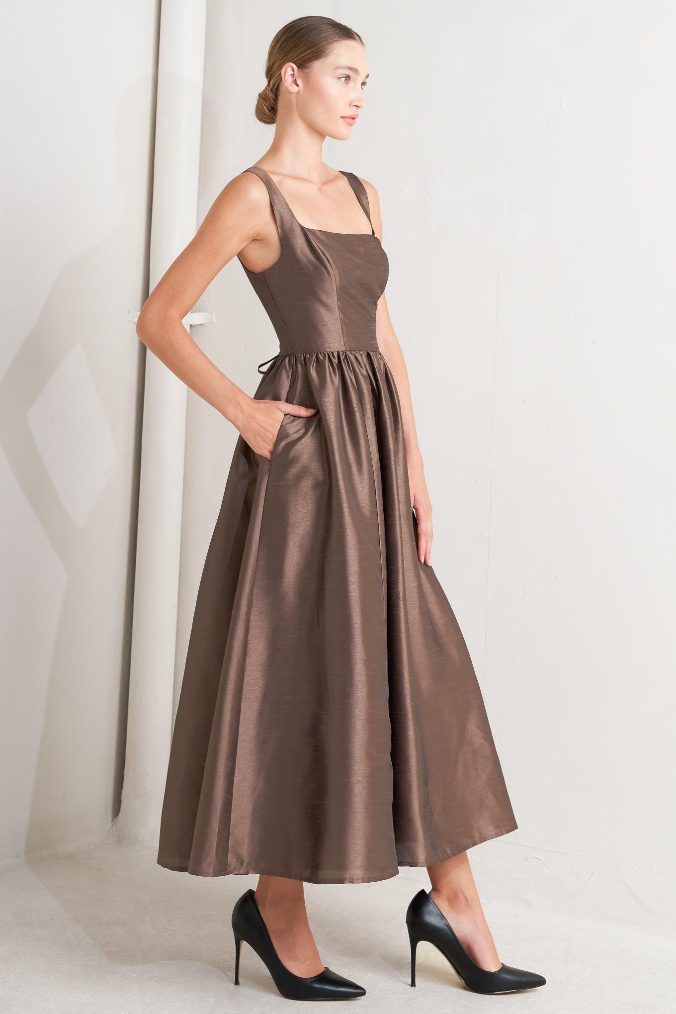 CAFÉ LUSTER WOVEN MIDI DRESS - Glamourous Grace