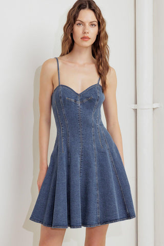 WEEKEND COMMAND DENIM MINI DRESS - Glamourous Grace