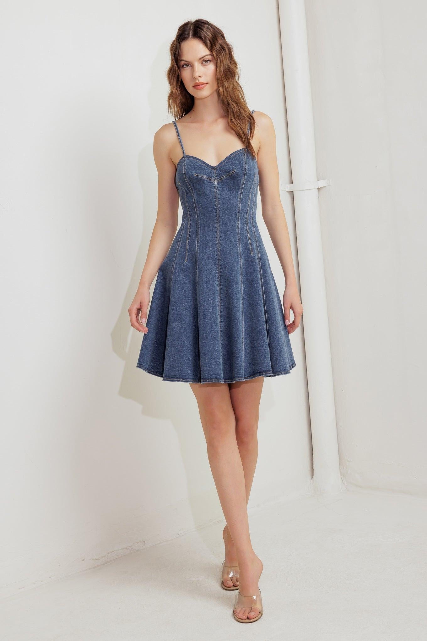 WEEKEND COMMAND DENIM MINI DRESS - Glamourous Grace