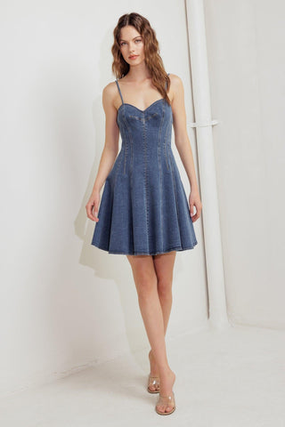 WEEKEND COMMAND DENIM MINI DRESS - Glamourous Grace