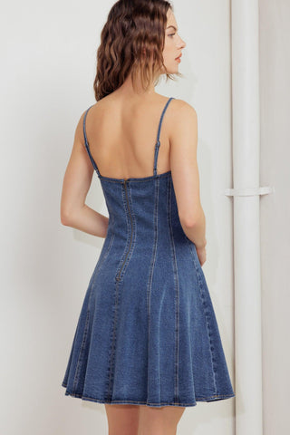 WEEKEND COMMAND DENIM MINI DRESS - Glamourous Grace