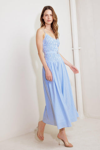 CITY BREEZE WOVEN MIDI DRESS - Glamourous Grace