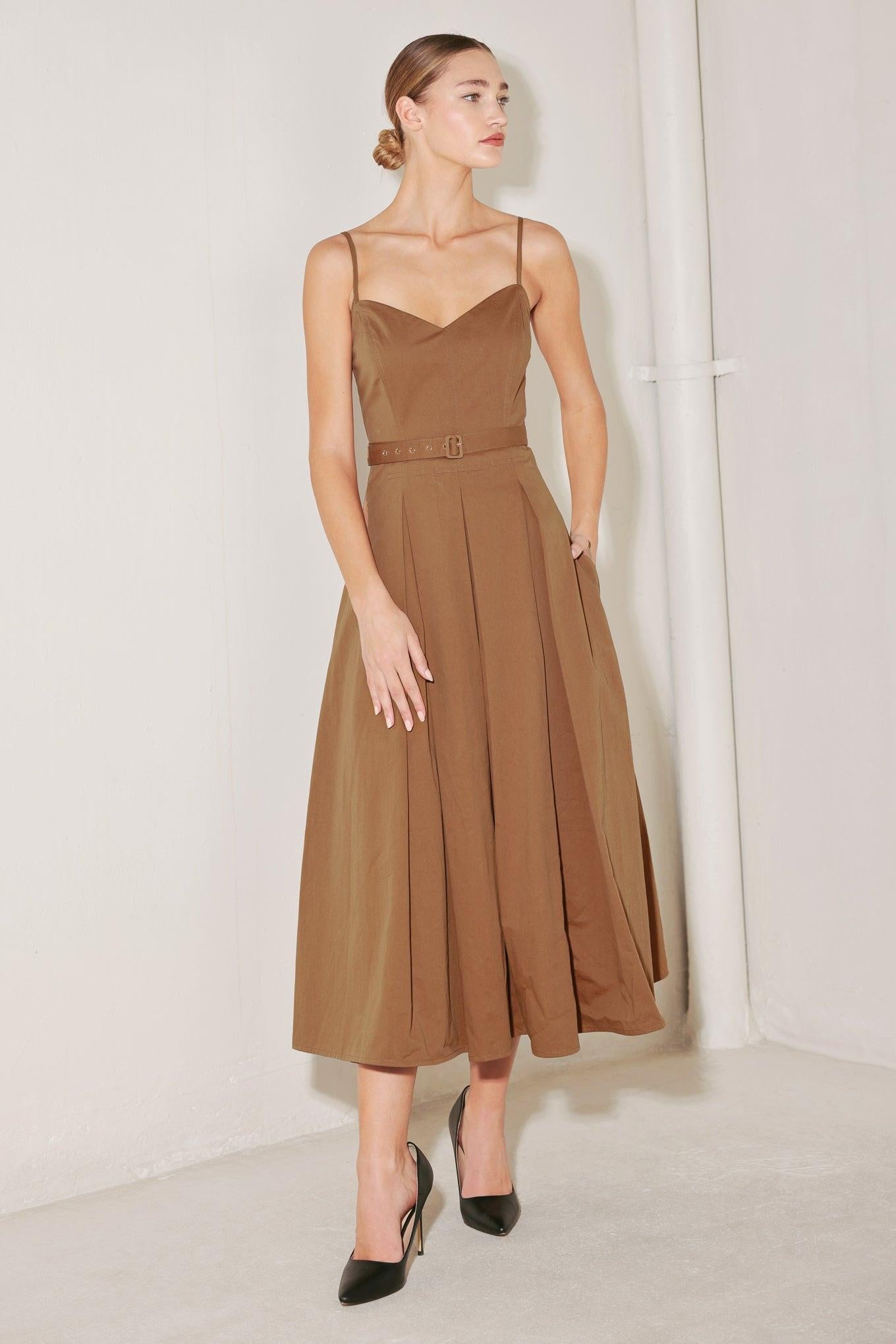 SUNSET SILHOUETTE WOVEN MIDI DRESS - Glamourous Grace