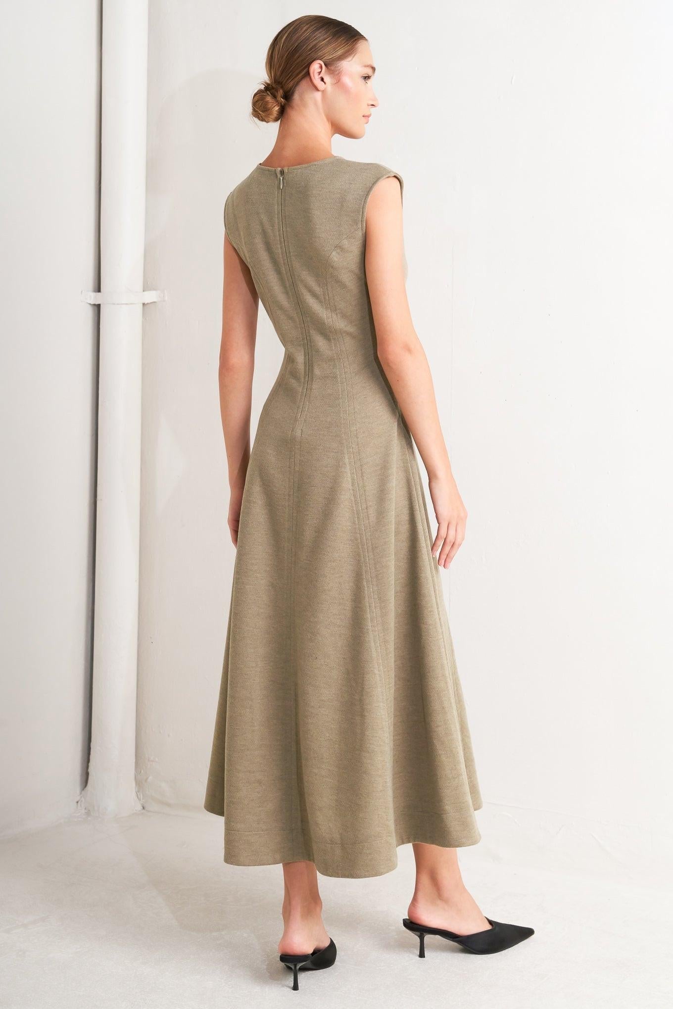 SOPHISTICATED SIMPLICITY WOVEN KNIT MIDI DRESS - Glamourous Grace