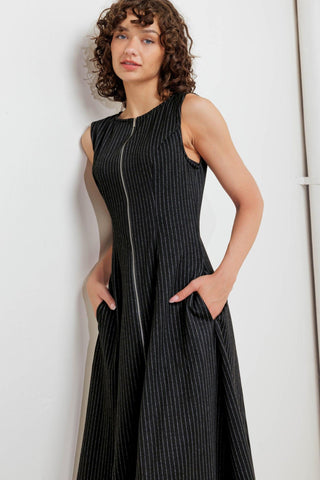 URBAN FRAME WOVEN MIDI DRESS - Glamourous Grace