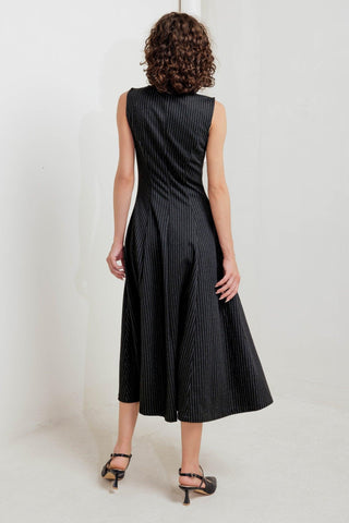 URBAN FRAME WOVEN MIDI DRESS - Glamourous Grace
