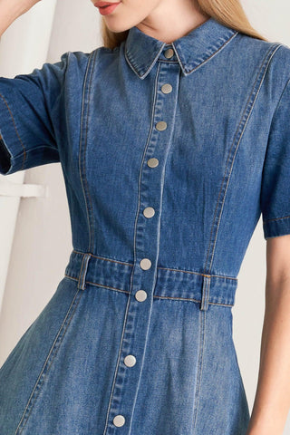 ELEGANT TOUCH DENIM MIDI DRESS - Glamourous Grace