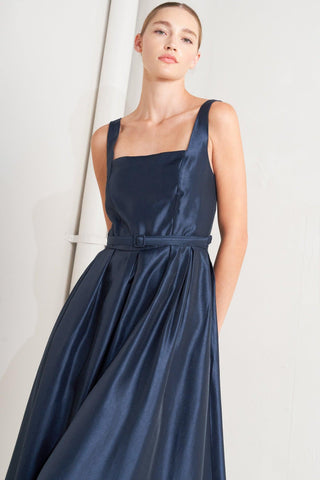 FEMME SILHOUETTE WOVEN MIDI DRESS - Glamourous Grace