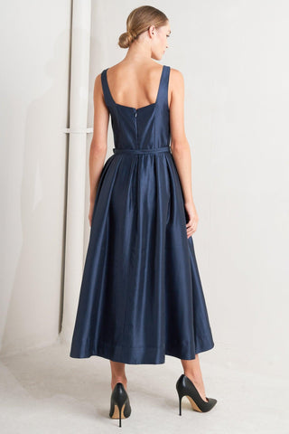 FEMME SILHOUETTE WOVEN MIDI DRESS - Glamourous Grace