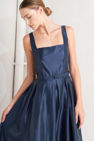 FEMME SILHOUETTE WOVEN MIDI DRESS - Glamourous Grace