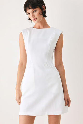 THE MODERN ICON WOVEN SHIFT DRESS - Glamourous Grace