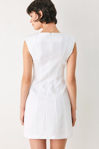 THE MODERN ICON WOVEN SHIFT DRESS - Glamourous Grace