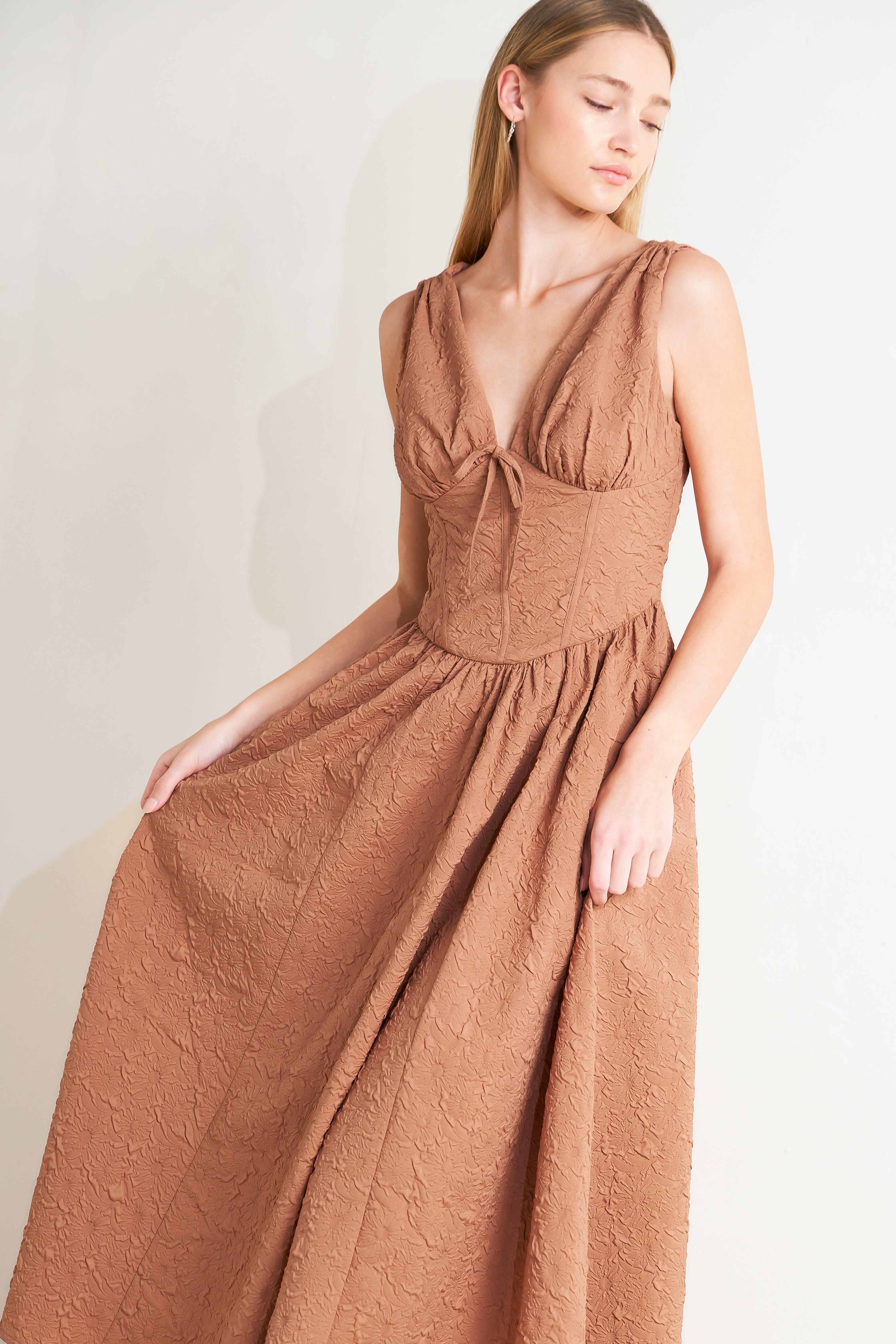 EARTHBOUND CHARM WOVEN MIDI DRESS - Glamourous Grace