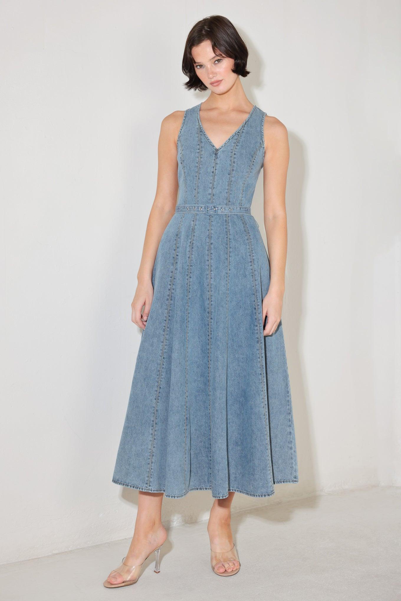 SIMPLY STUNNING DENIM MIDI DRESS - Glamourous Grace