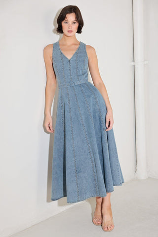 SIMPLY STUNNING DENIM MIDI DRESS - Glamourous Grace