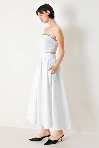 PURE ELEGANCE WOVEN MIDI DRESS - Glamourous Grace