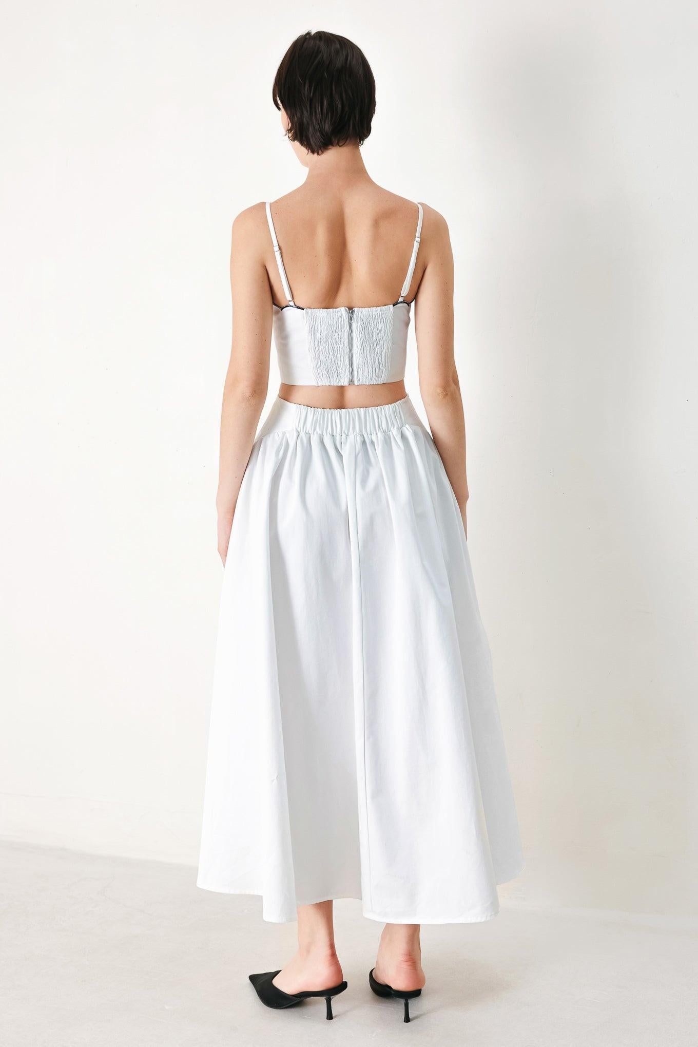 PURE ELEGANCE WOVEN MIDI DRESS - Glamourous Grace
