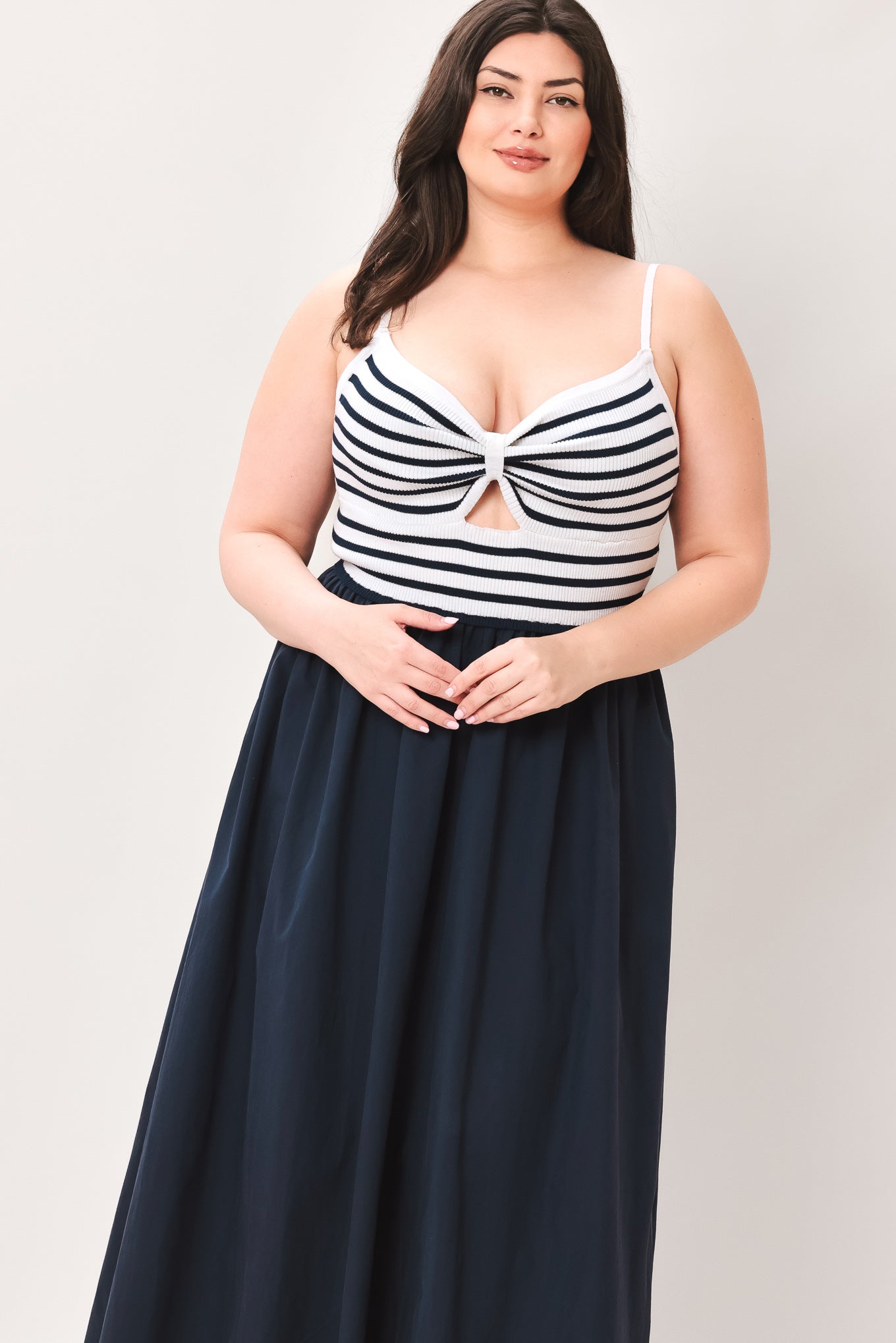 PARIS STRIPE CUTOUT MIDI DRESS - Glamourous Grace
