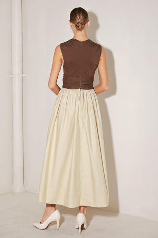 ANGEL VEIL SOLID MIDI DRESS - Glamourous Grace
