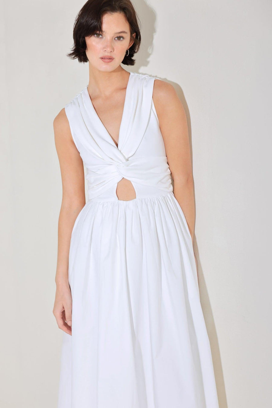 ANGEL VEIL SOLID MIDI DRESS - Glamourous Grace