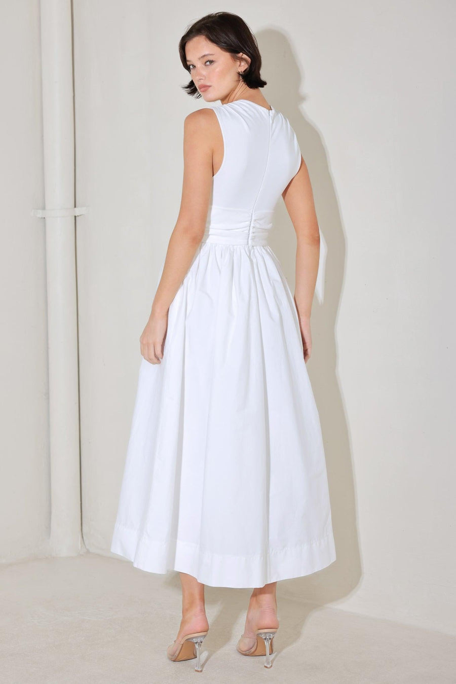 ANGEL VEIL SOLID MIDI DRESS - Glamourous Grace