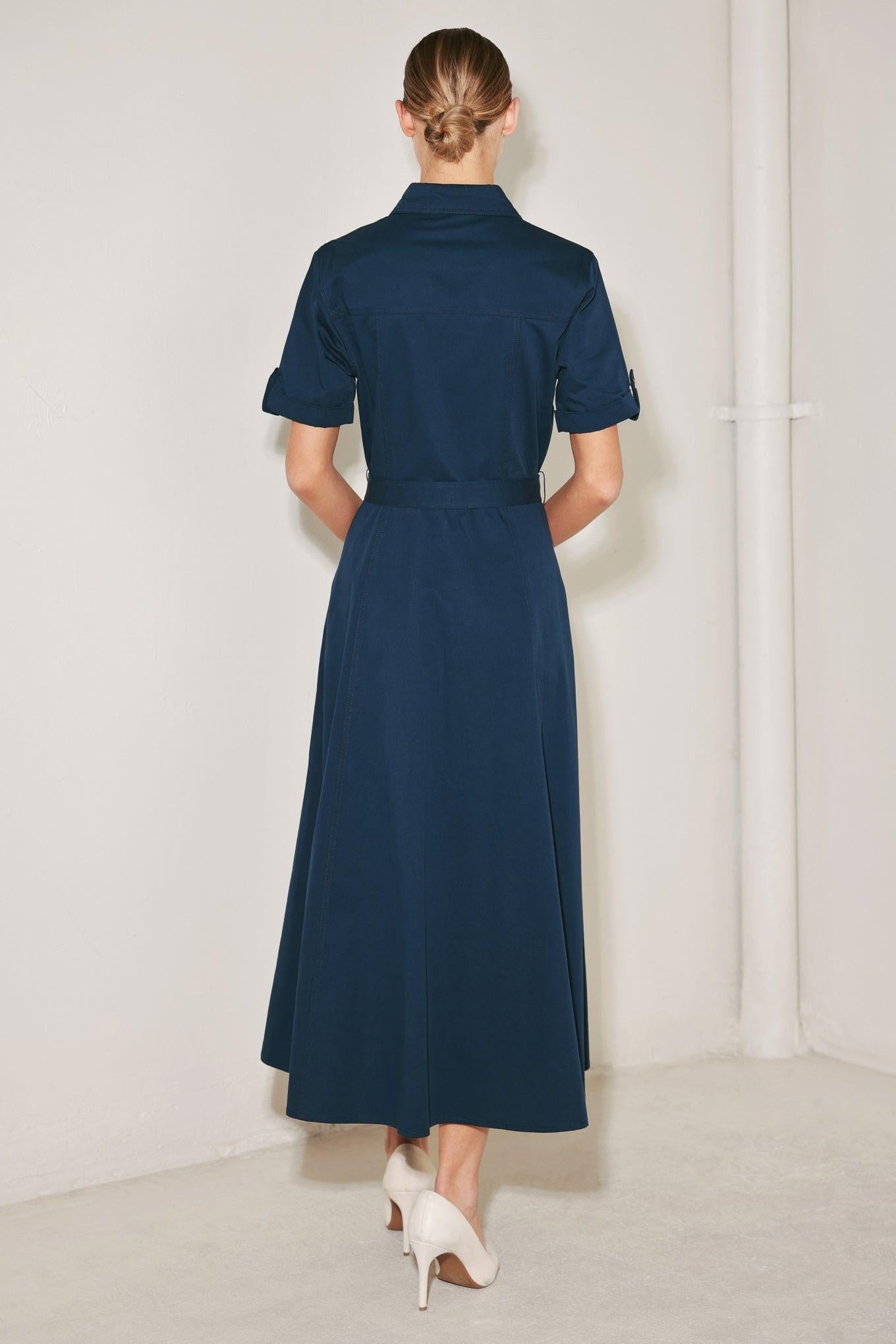 CLASSIC AUTHORITY WOVEN MIDI DRESS - Glamourous Grace
