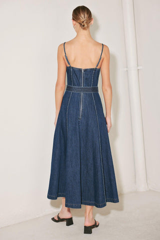 UNDERSTATED ICON DENIM MIDI DRESS - Glamourous Grace
