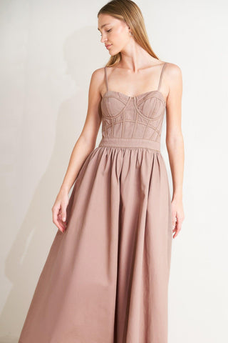 UNDERSTATED GLAM WOVEN TWILL MIDI DRESS - Glamourous Grace