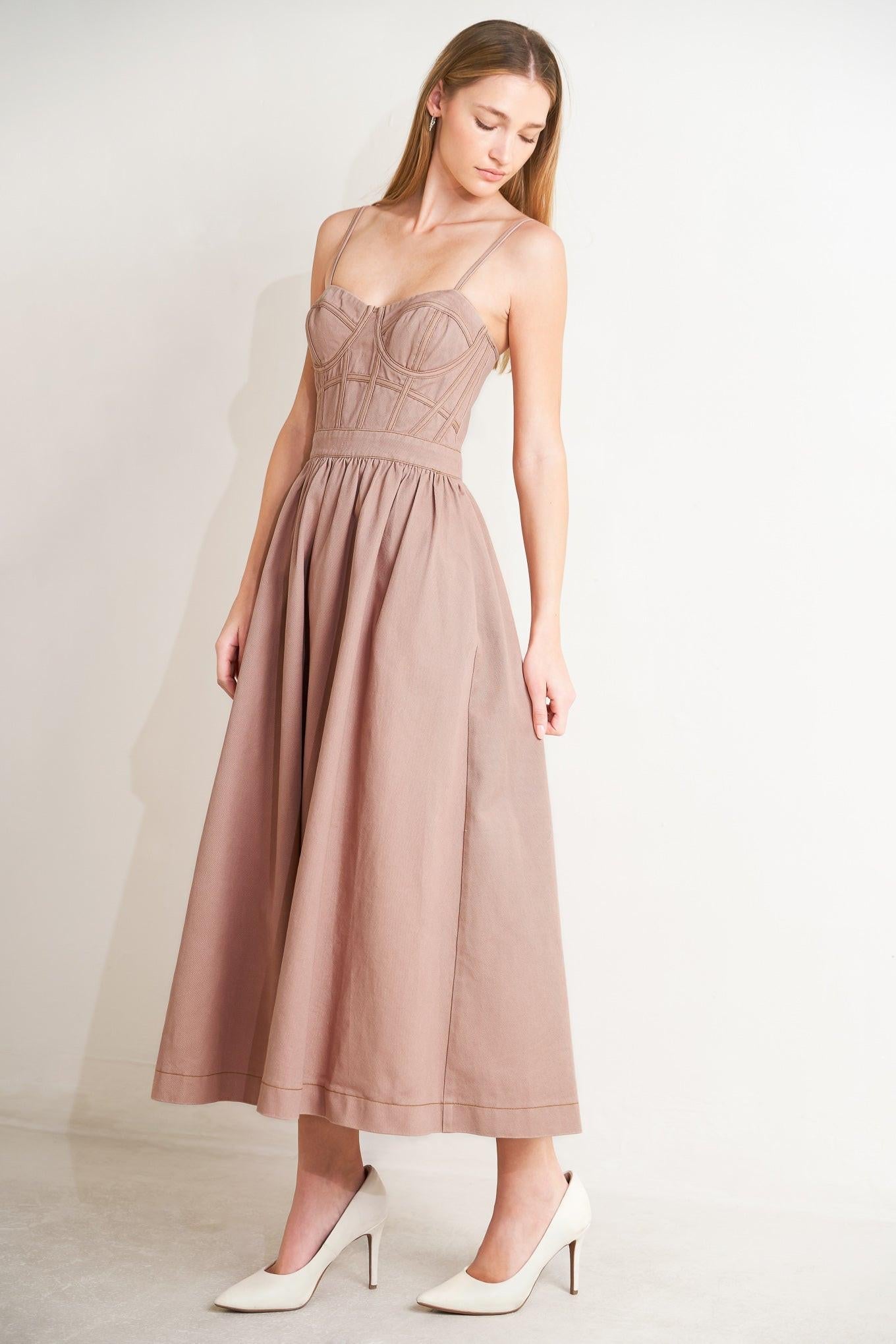 UNDERSTATED GLAM WOVEN TWILL MIDI DRESS - Glamourous Grace